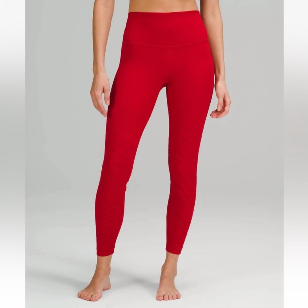 NWT Lululemon Wunder Under HR MSRP $118 Tight 25” Lunar Red (VERY RARE) Size 4 - Picture 4 of 8